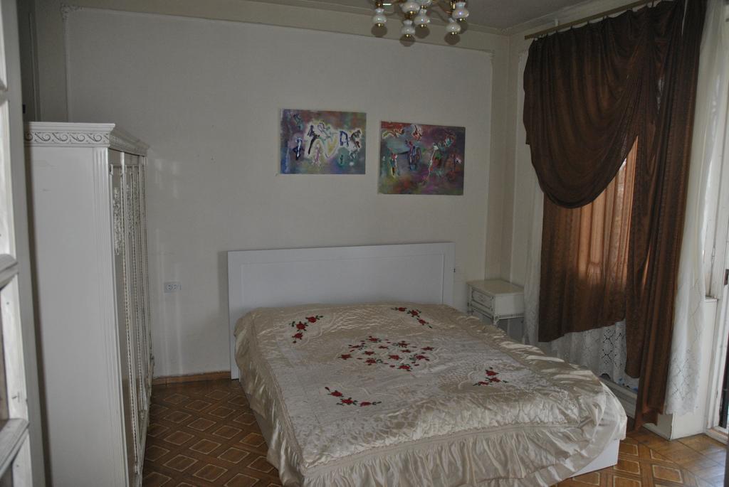 Aram Guest House Yerevan Bilik gambar